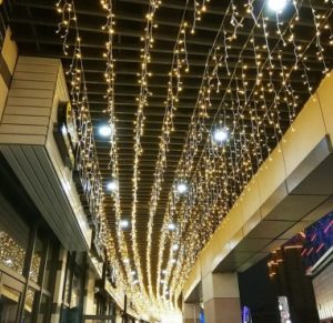 Instalatie de Craciun, perdea franjurata interconectabila, rosu-albastru, 4 m x 0.7 m, 120 leduri, CH81B19 - Instalatii de Craciun - Mercaton Store