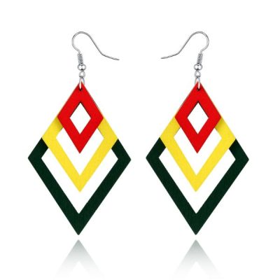 Cercei cu forma geometrica din lemn, 3 romburi, Galben, 11 x 6 cm - Seturi Cercei - Mercaton Store