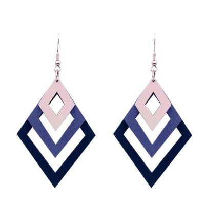 Cercei cu forma geometrica din lemn, 3 romburi, Mov, 11 x 6 cm - Seturi Cercei - Mercaton Store Cercei cu forma geometrica din lemn, 3 romburi, Mov, 11 x 6 cm - Seturi Cercei - Mercaton Store