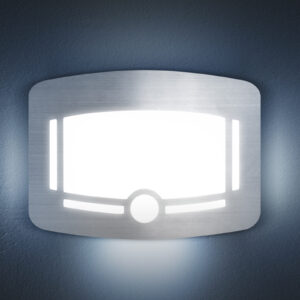 Lumina de directie – cu senzor de miscare si senzor de lumina – 4 x AA – argintiu periat