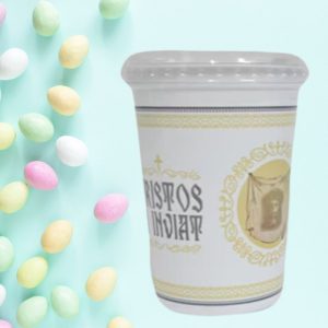 Set 100 de pahare din plastic cu capac transparent, Mesaj Hristos a Inviat, pentru Sarbatorile Pascale, 400 ML - Pahare - Mercaton Store