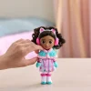 GABBYS-DOLLHOUSE-FILMUL-PAPUSA-TINUTA-DE-IARNA-CU-ACCESORII-4