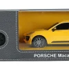 MASINA CU TELECOMANDA PORSCHE MACAN TURBO GALBEN CU SCARA 1 LA 24 MASINA CU TELECOMANDA PORSCHE MACAN TURBO GALBEN CU SCARA 1 LA 24