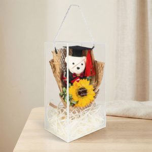 Cadou Absolvire cu Ursulet Graduation si Floare de Floarea-Soarelui in Cutie Transparenta